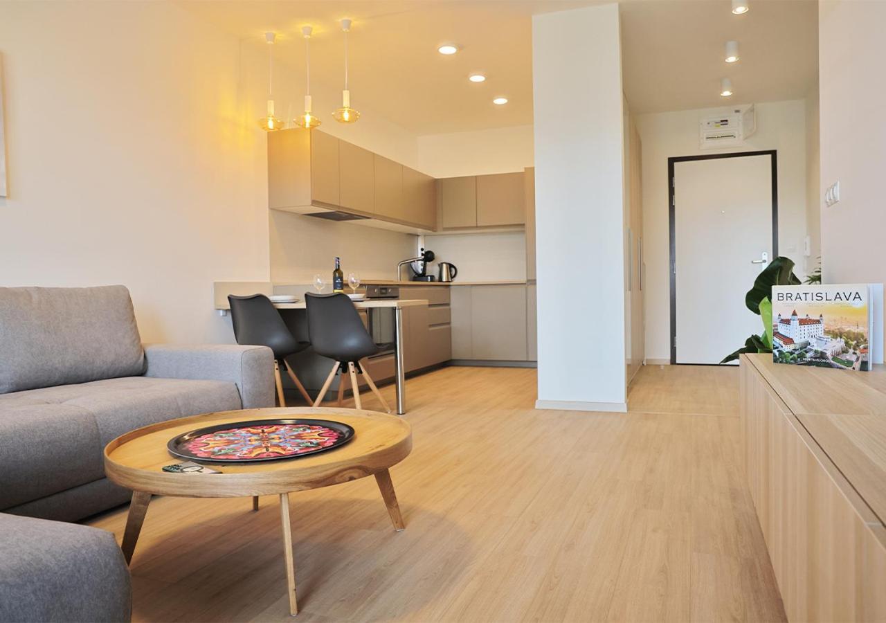 New Cozy 2 Room Pink Apartment Bratislava 058 Εξωτερικό φωτογραφία