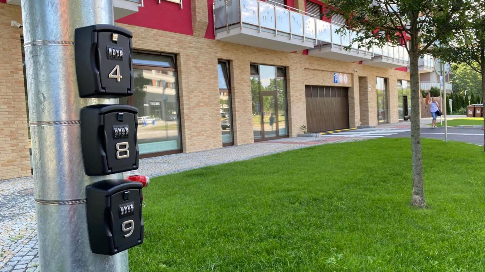 New Cozy 2 Room Pink Apartment Bratislava 058 Εξωτερικό φωτογραφία