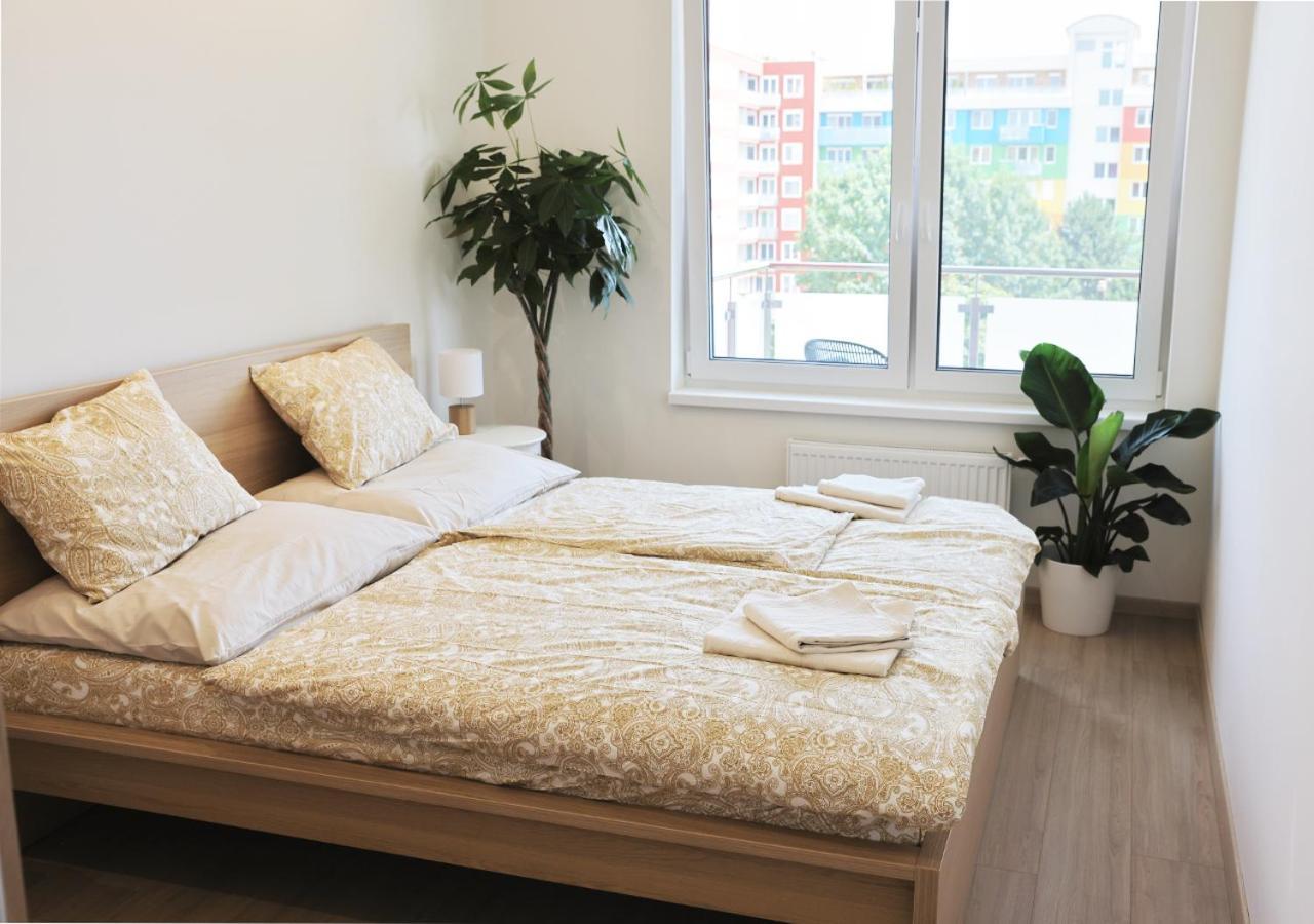New Cozy 2 Room Pink Apartment Bratislava 058 Εξωτερικό φωτογραφία